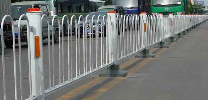 道路防護網